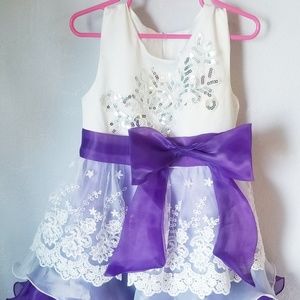 😍😊Ruffle Dress White & Purple with applique sequ